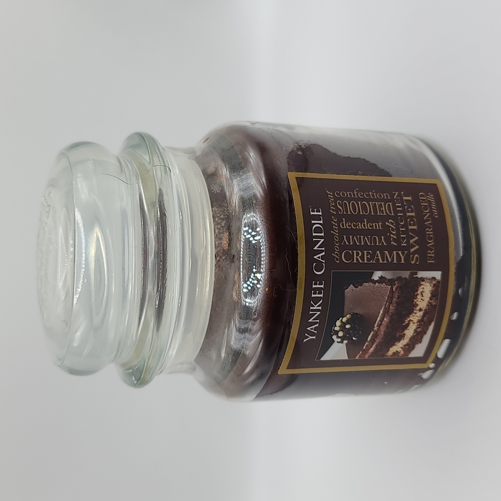 Yankee Candle Chocolate Treat Medium Housewarmer